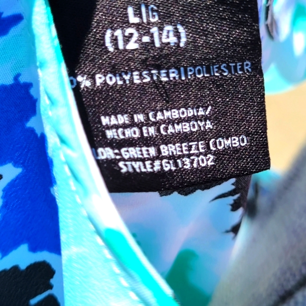 Adorable Striped Dress with belt - Picture 3 of 5